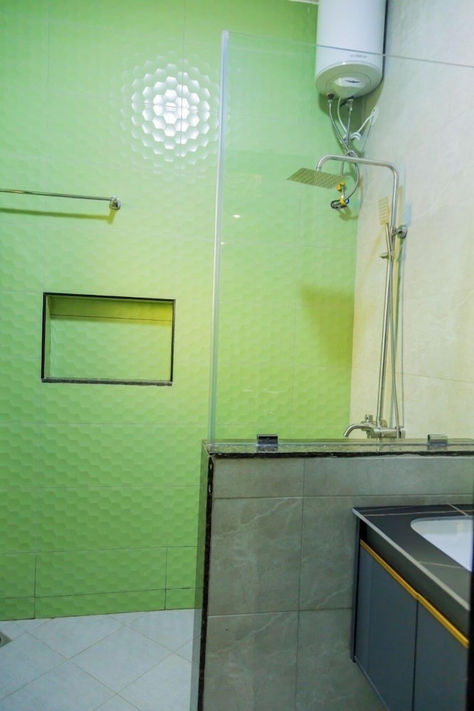 Cozy Residences Kampala 001 view 2