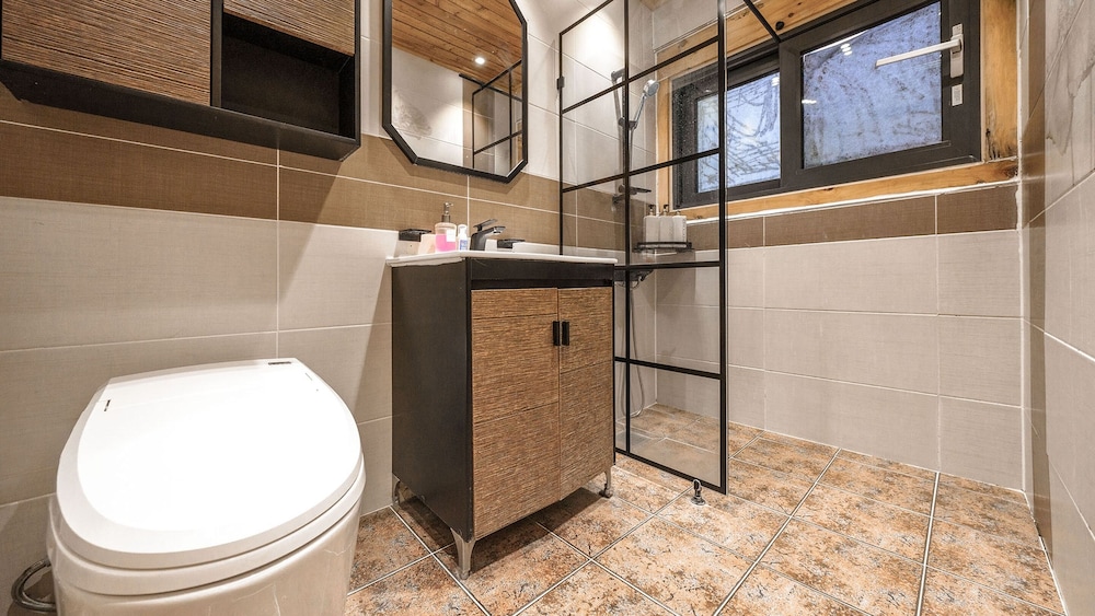 Yangpyeong Agni Choshi Mae Hanok Stay