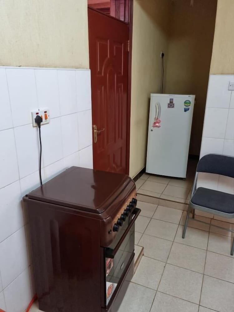 Lux Suites Weavers Haven Guest House