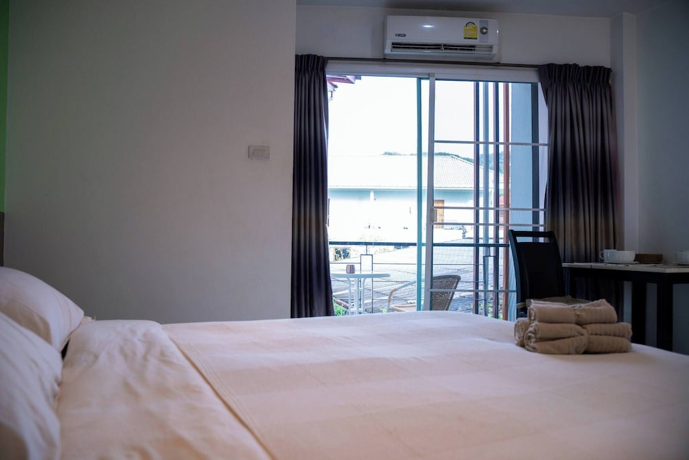 Boutique Hotel 20 min Walk to Kata Beach #302