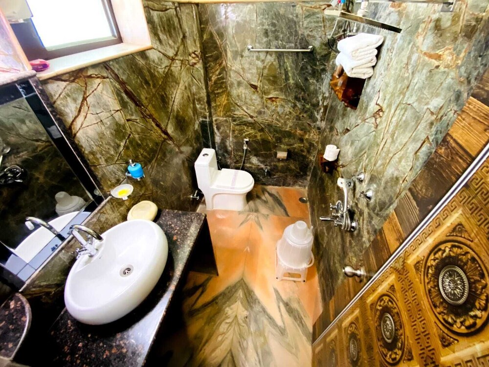 Photo 25