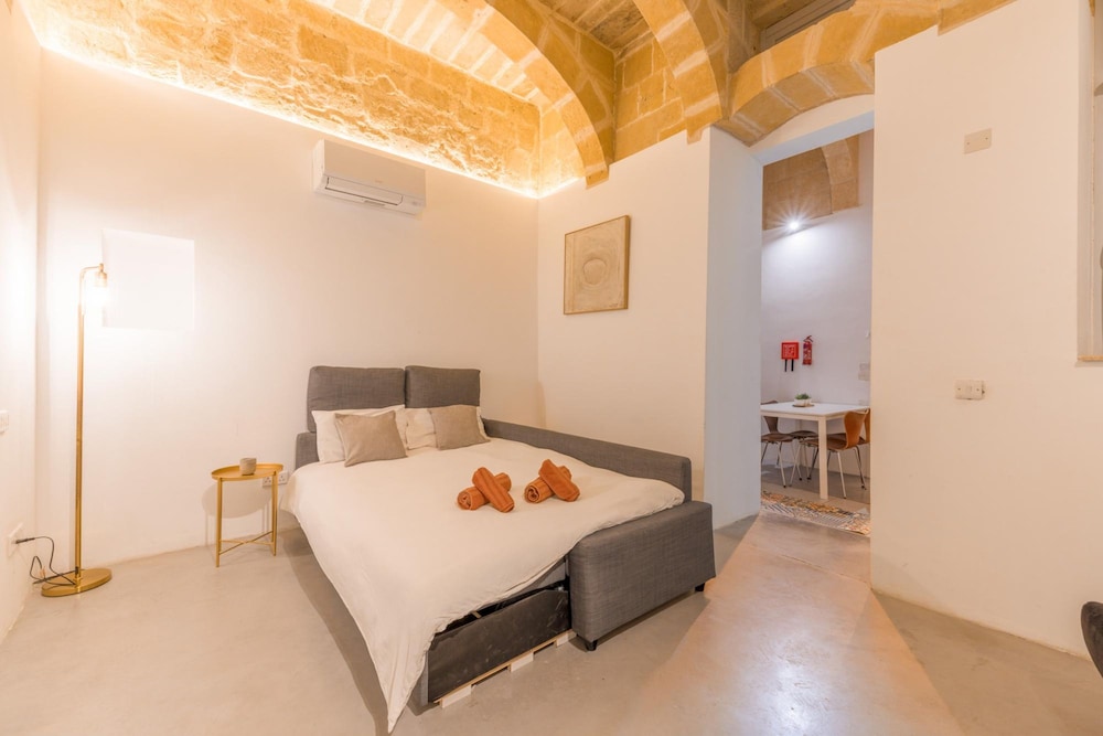 Charming 1BR Apartment - Center Of Valletta