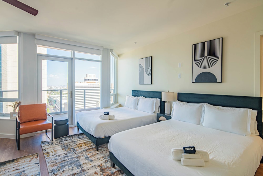 ROVE LIVING/KL - 44 Monroe