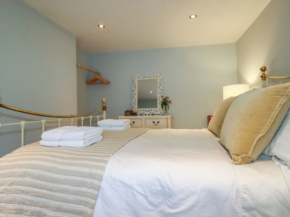 Carew House Cottage