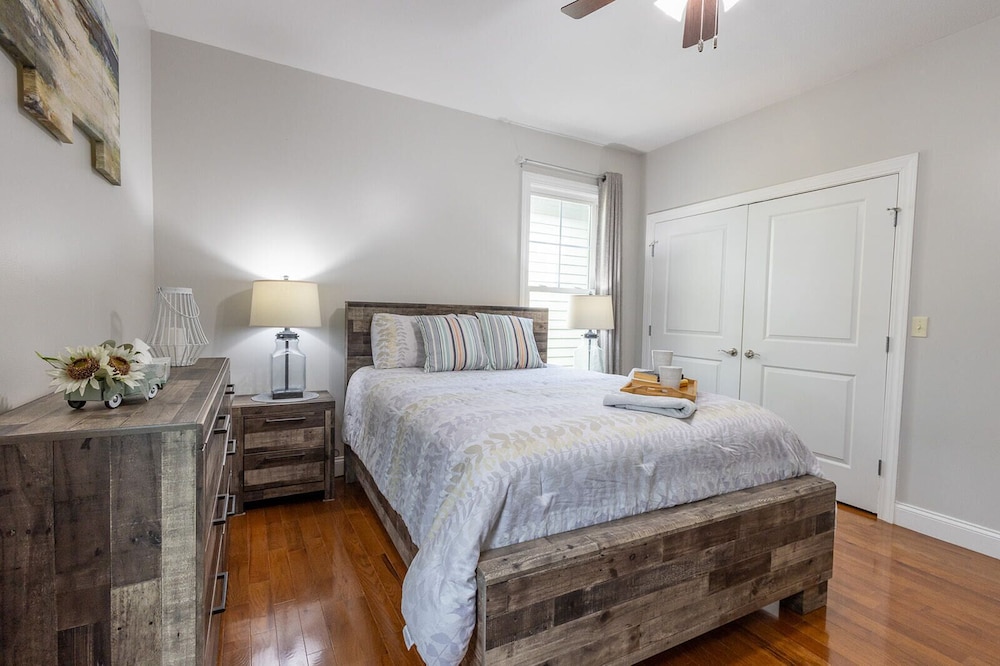 The Retreat at Paradise Hills