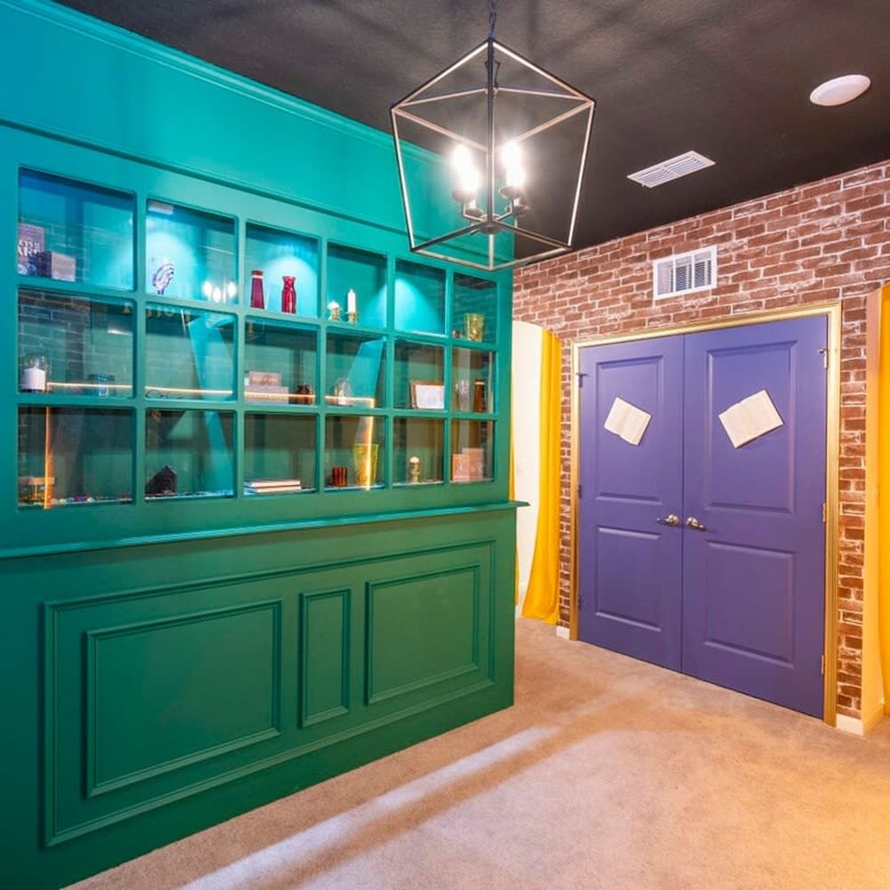 6163 Fantastic Home With 12bd
