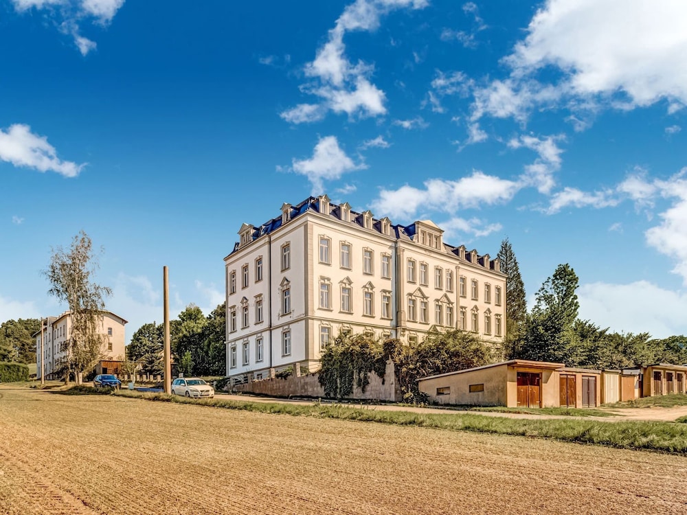 Pretty Apartment with Large Communal Terrace near Borstendorf view 2