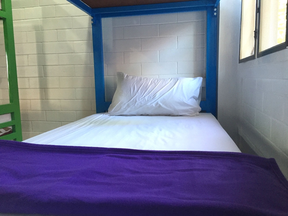 Summer Guesthouse & Hostel