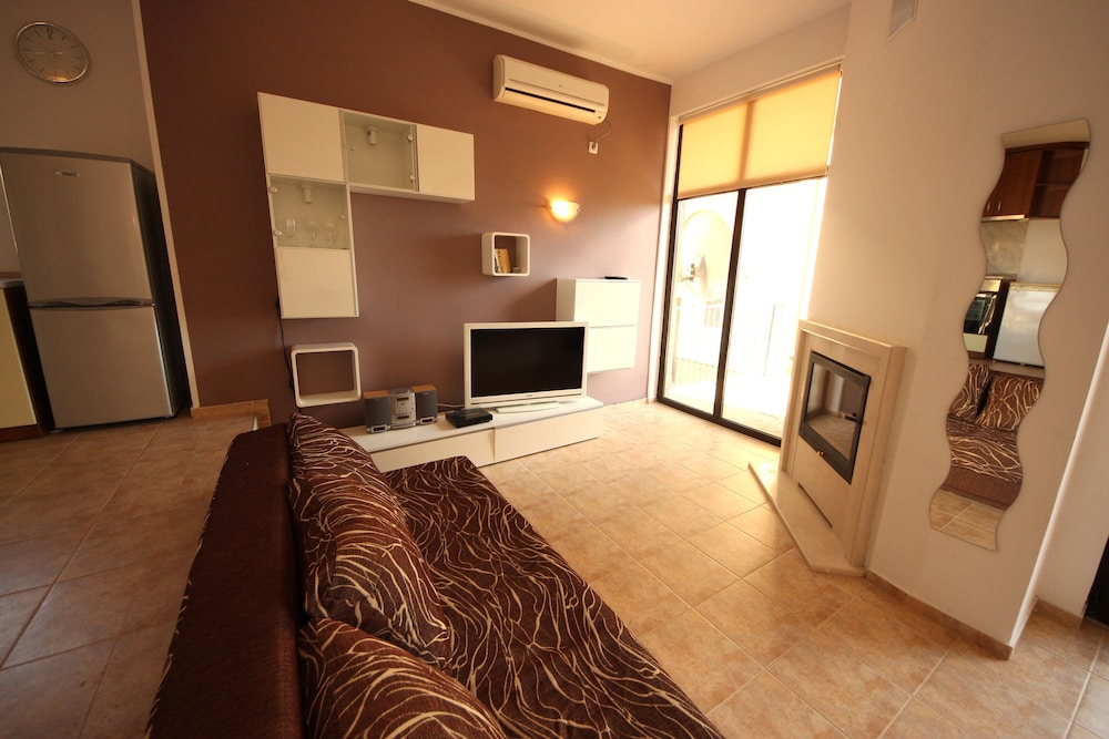 Menada Sunny Hill