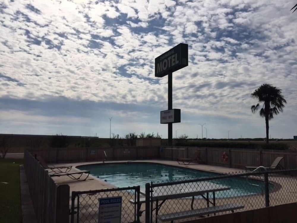 Chaparral Motel Victoria TX, Hwy 59
