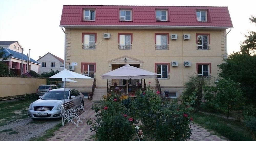Photo 11