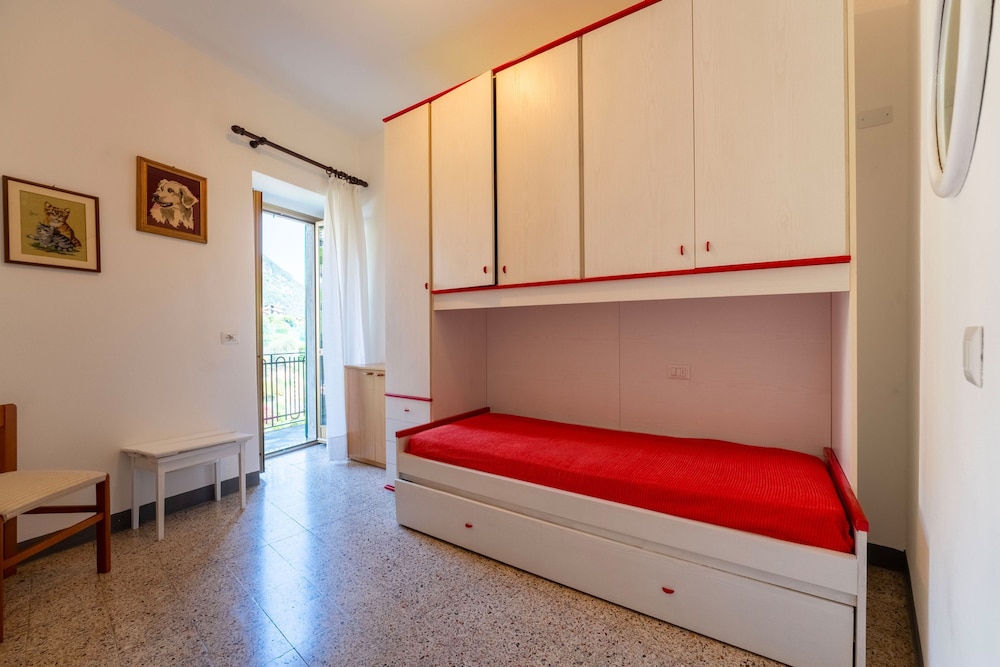 Limonta Lakeview Apartment by Wonderful Italy