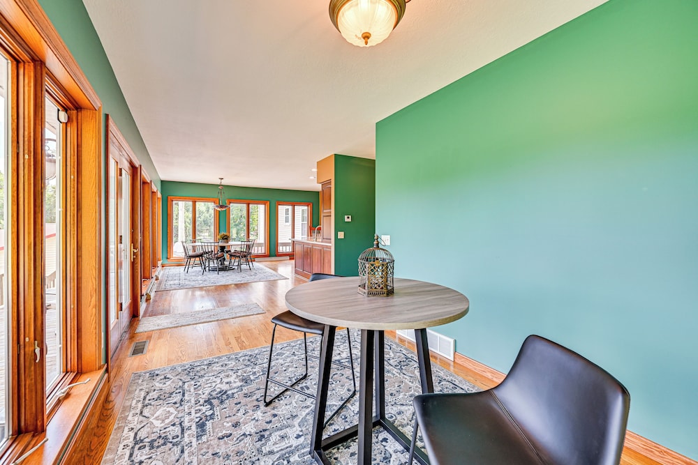 Rural & Private Dover Retreat: Close to Wineries!