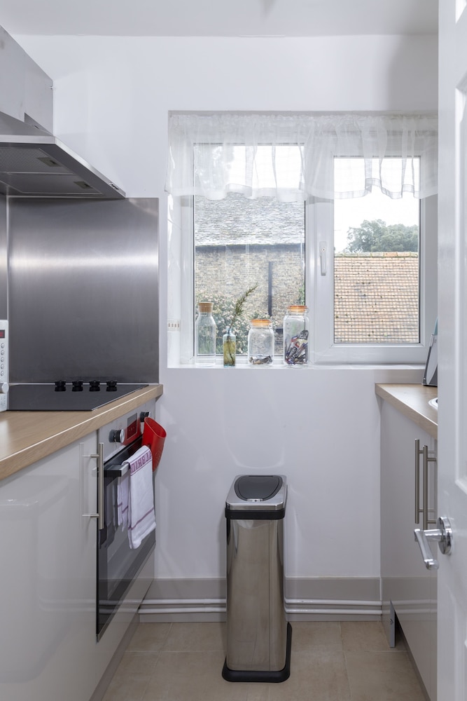 River Court Apartments LETS