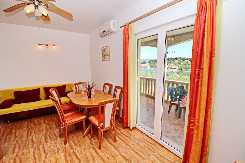Apartments Veselka