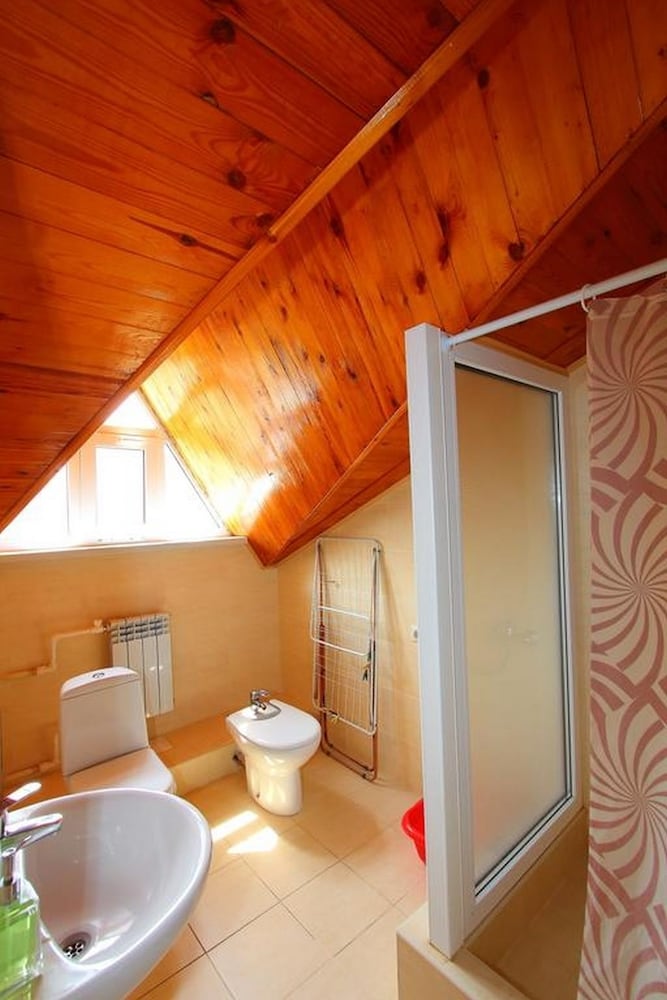 Na Krasnozelenykh 38 Guest House
