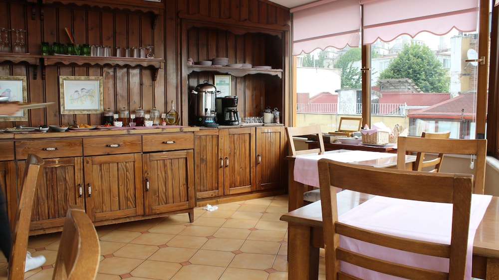 Emine Sultan Otel - Image 25