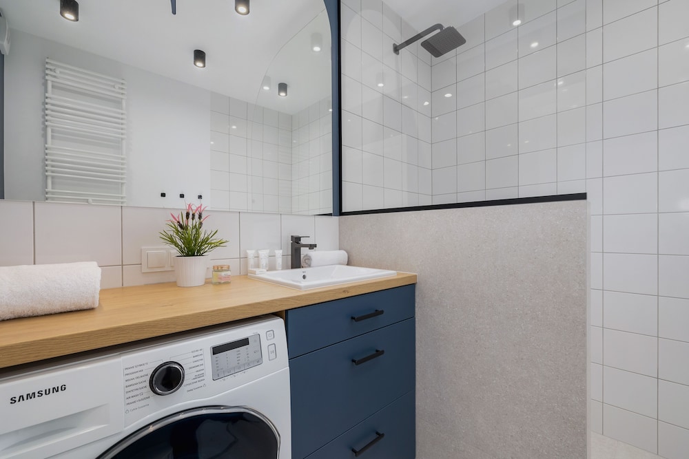 Apartament Podgórze Kraków by Renters view 3