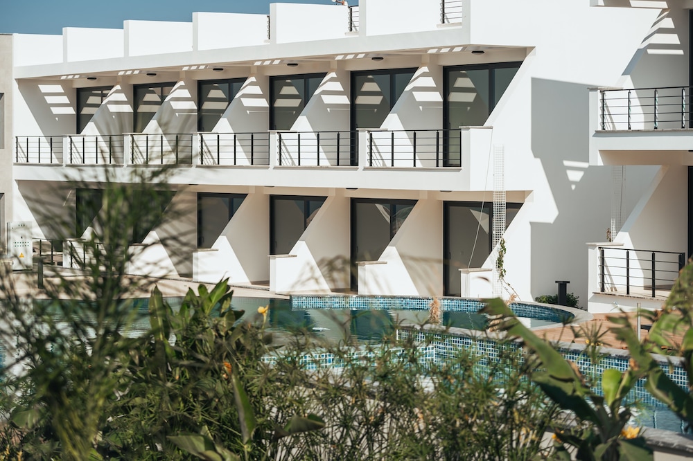 Pearl Island Homes