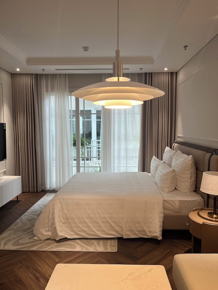 Thai Hoang Residence - 25 Pho Hue