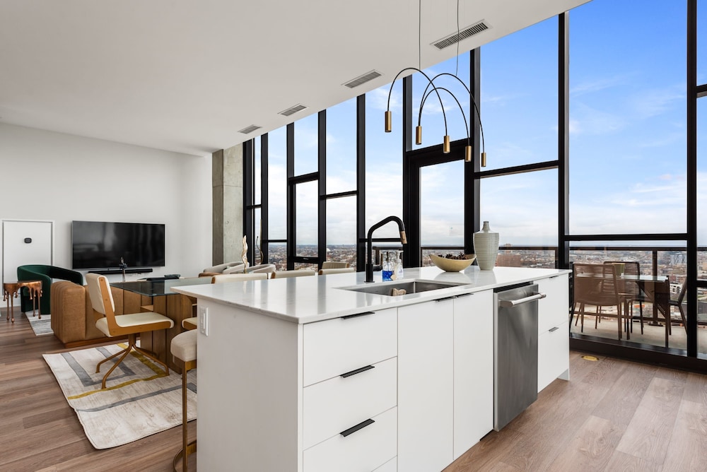 3 Top Notch Penthouses Ideal for Large Groups