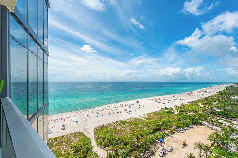 W South Beach Private Luxury Suites