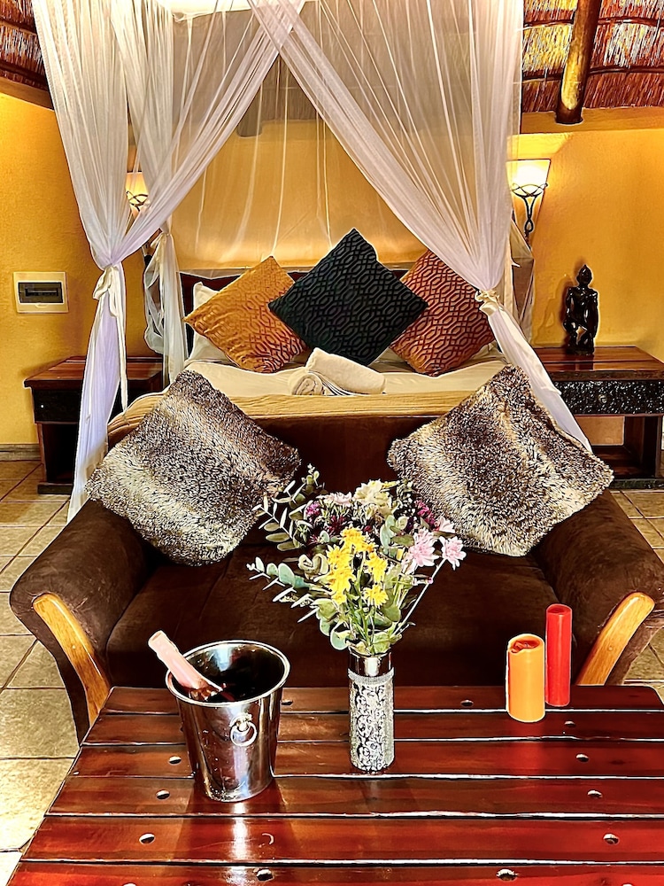 Manzini Swazi King Chalets