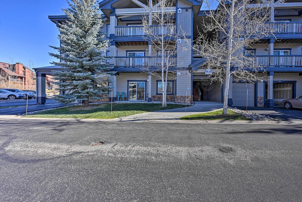 Hotel Steamboat Home w/ Garage, 1 Mi to Ski Resort - Image 1