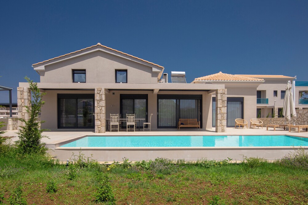 Aquamarina Villas
