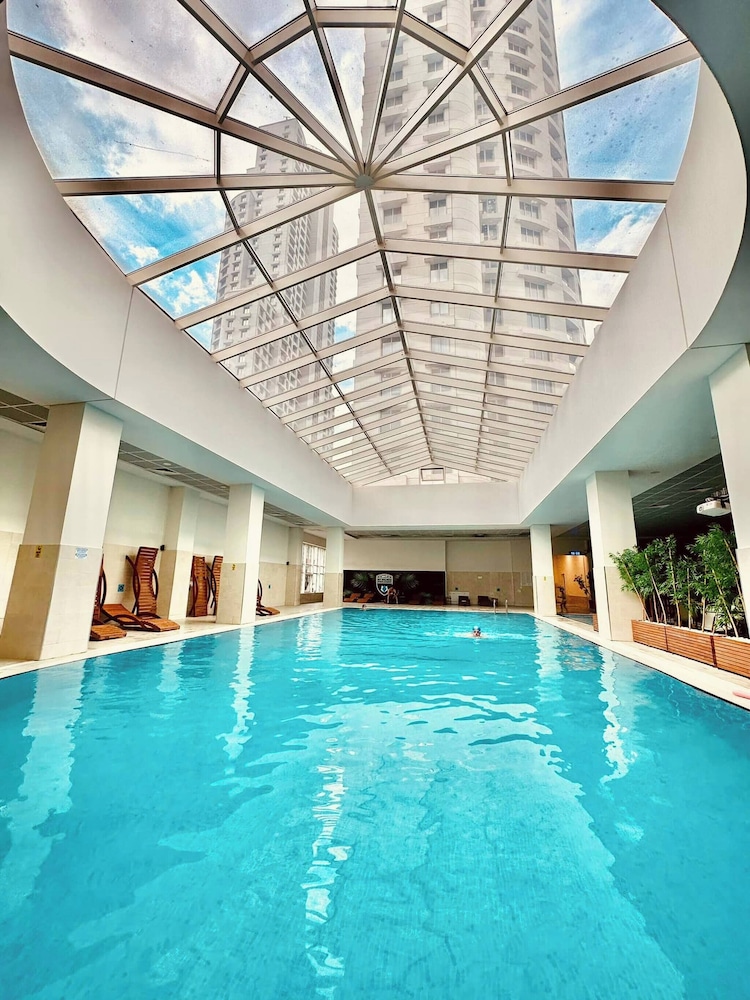 Luxury two Bedroom Condo & Pool, 3rd Floor