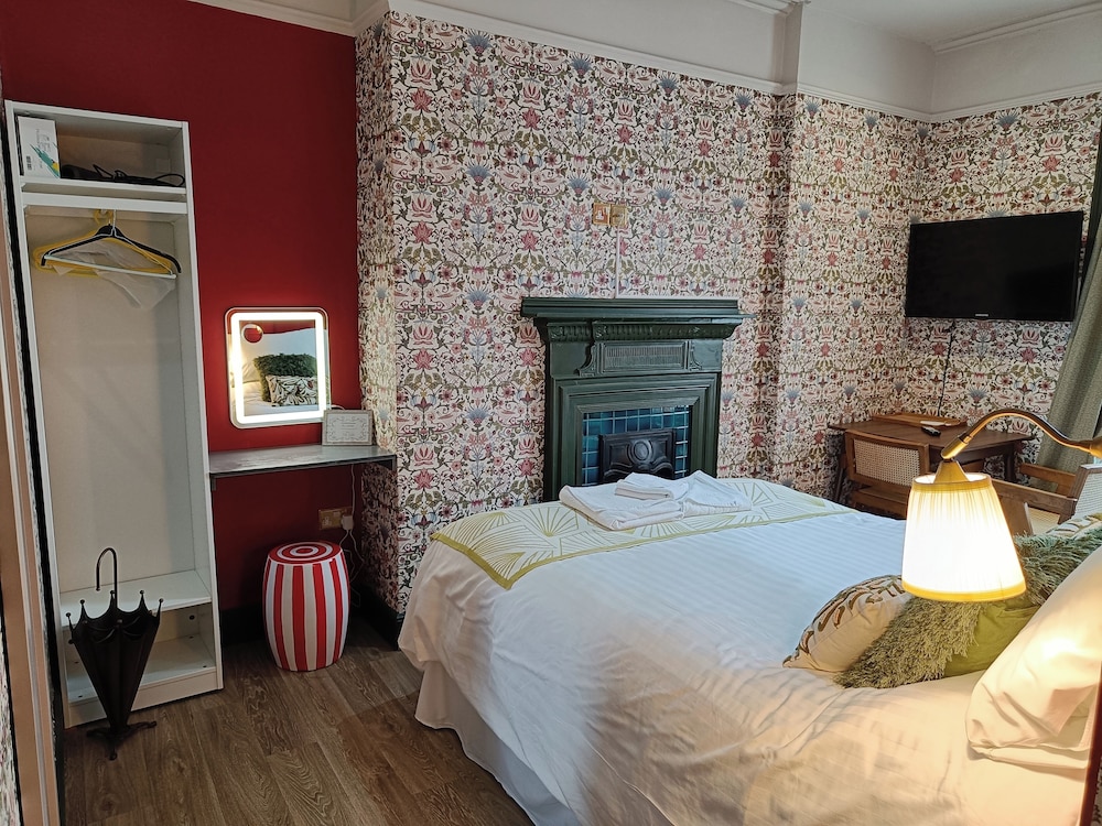 Rooms on The Prom