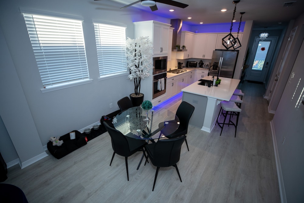 Brand New Modern Pet Friendly Zen Home W/ Private Home Theater & Hot Tub! 2 Bedroom Home by RedAwning