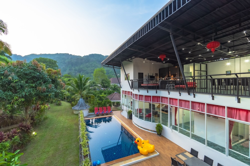 Villa Nap Dau 10 Bedrooms