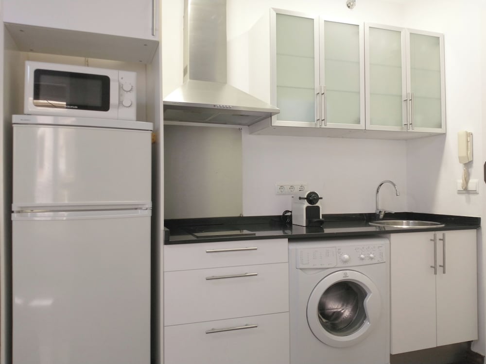 Lovely Flat In Barceloneta Near Sea