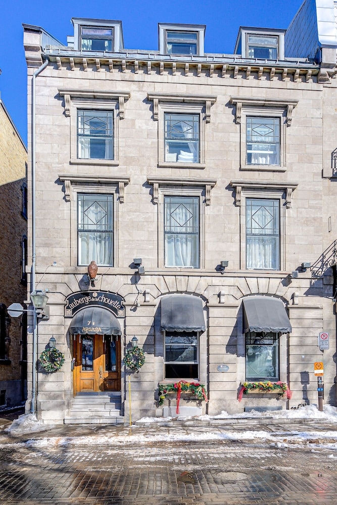 Majestic 3-Bedroom Designer Apartment