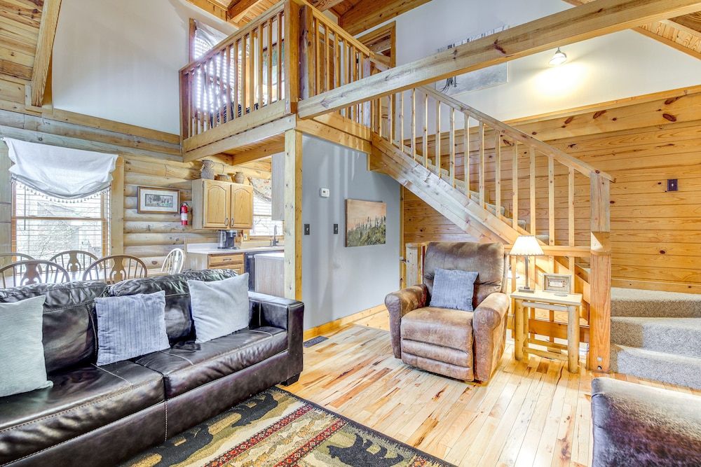 Cozy Family Cabin w/ Hot Tub ~ 4 Mi to Dollywood! view 2