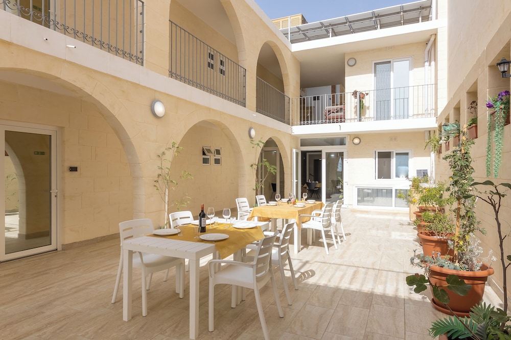 Ta'battista B&B & Pool - Il-maltija