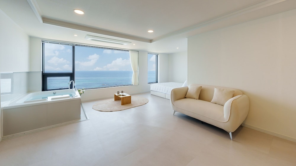 Donghae Neulbadarang Ocean View Pension