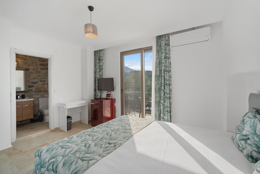 Datca Bal Boutique view 3