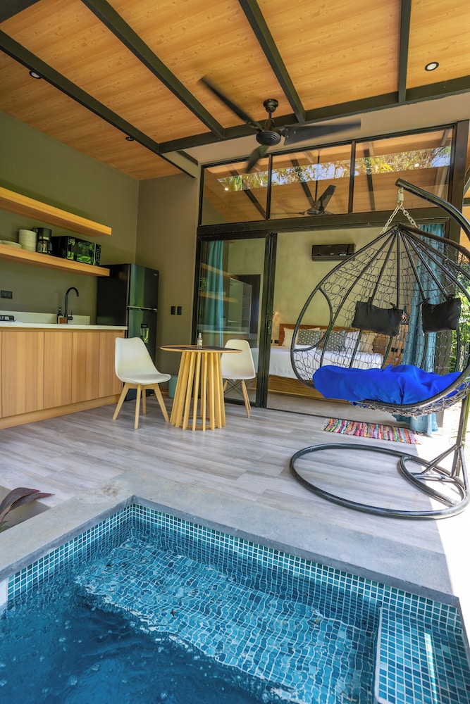 Mira Bungalow