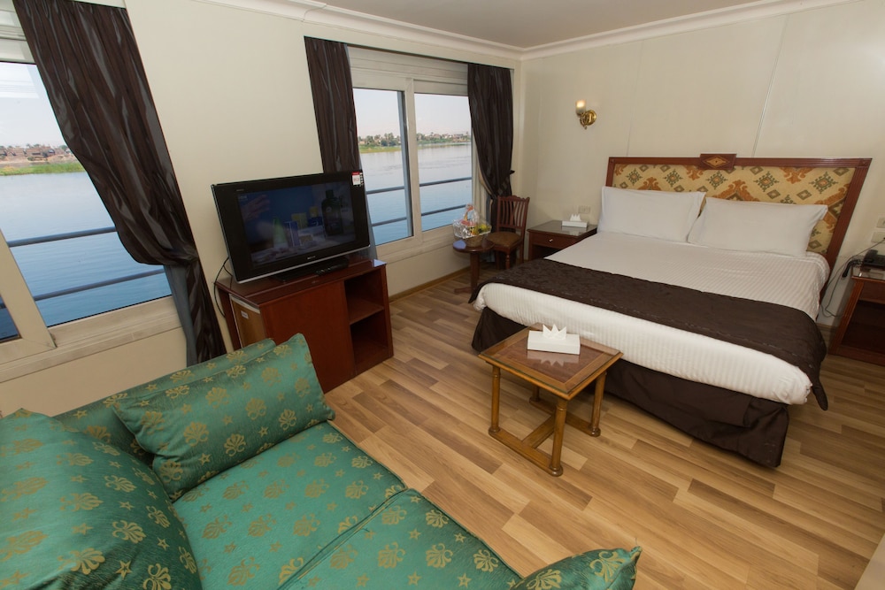 MS Nile Azur, Luxor-Luxor 7 Nts Cruise Sat-Sat