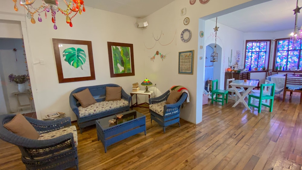 Hostal Sakti