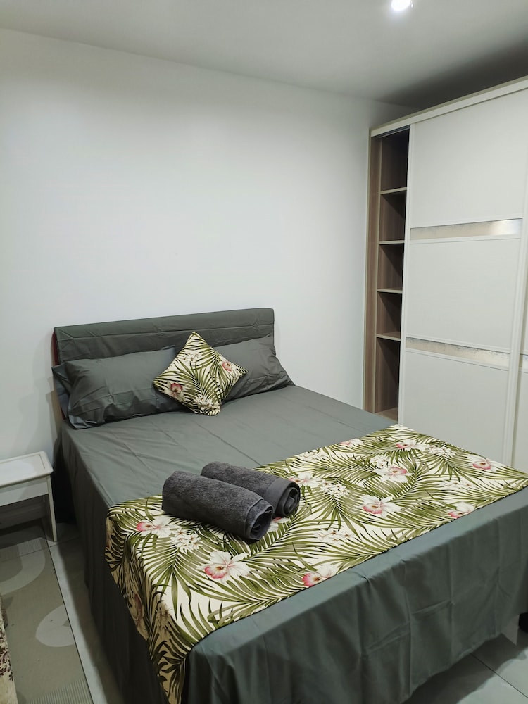 Pacific Apartments-3