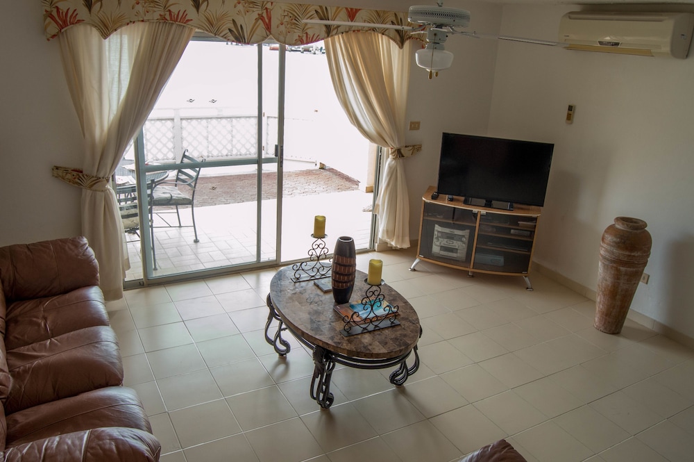 Seascape Villa