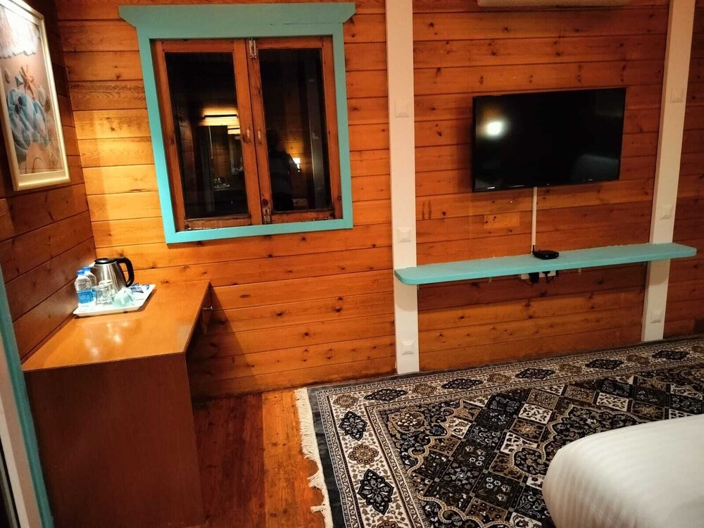 Surf House Beach Resort