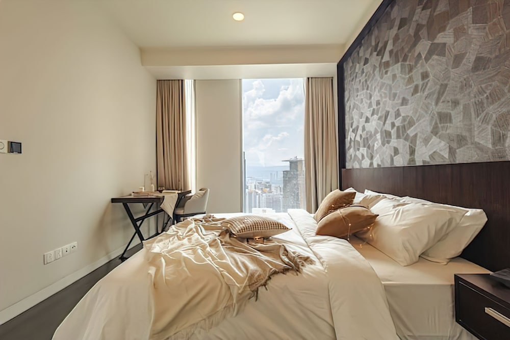 Tropicana The Residences KLCC Skypool