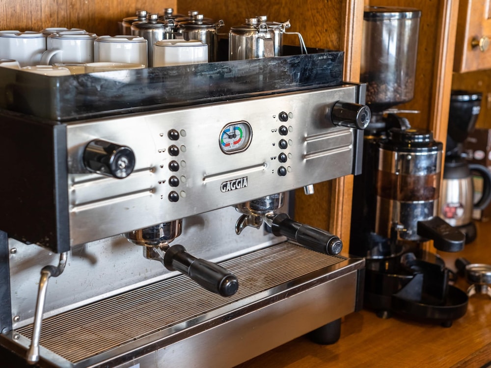 Photo 34