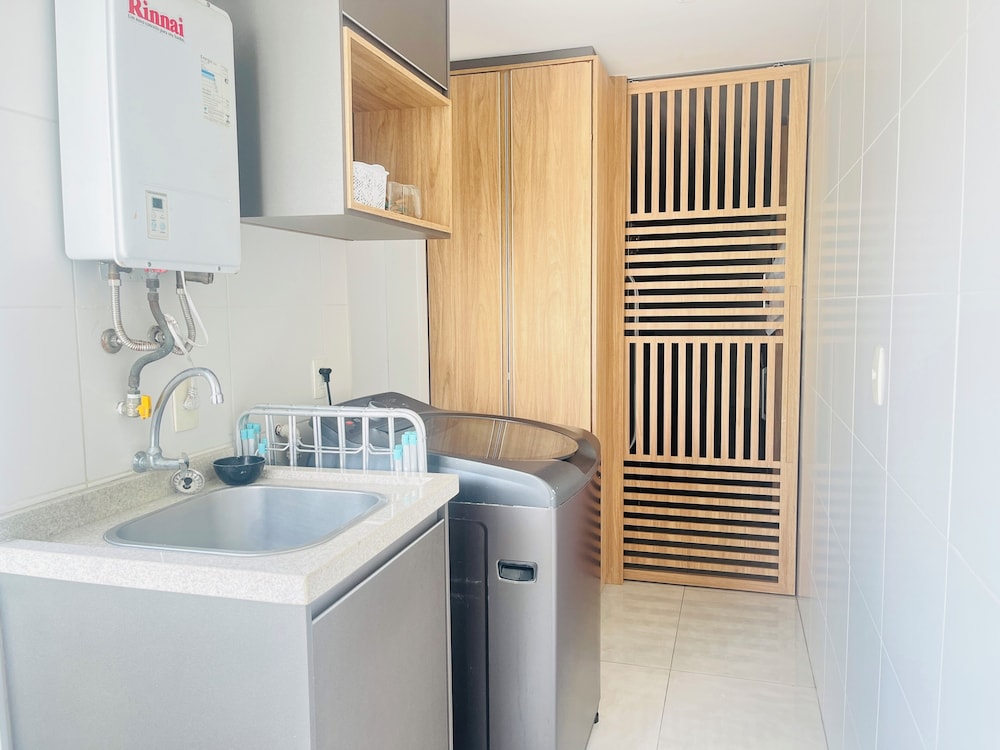 CM 304 - luxo conforto em frente ao mar