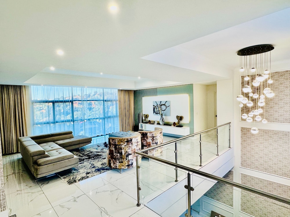 H & H Boutique and Spa