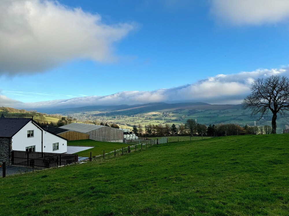Beudy Pwll Pridd